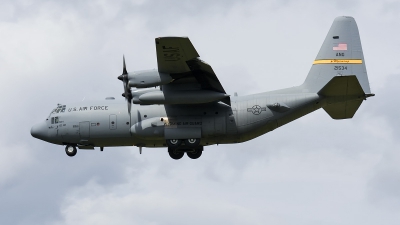 Photo ID 179038 by David Schmidt. USA Air Force Lockheed C 130H Hercules L 382, 92 1534