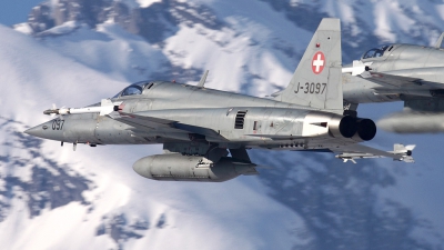 Photo ID 31569 by Paul Cameron. Switzerland Air Force Northrop F 5E Tiger II, J 3097
